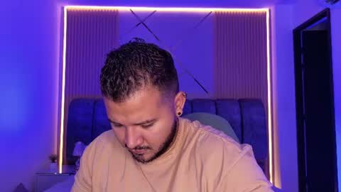 Snapshot of mr_mikee_ chatting on July 31, 3:06 am MIKEE online show from July 31, 3:06 am