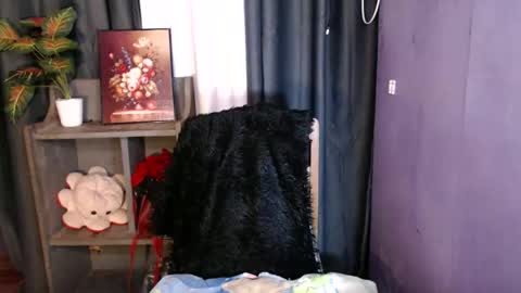 Snapshot of mr_olivercummerx chatting on September 22, 8:55 pm mr_olivercummerx online show from September 22, 8:55 pm