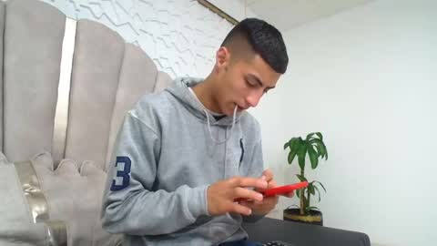 Mr Porn  online show from April 30, 12:22 pm