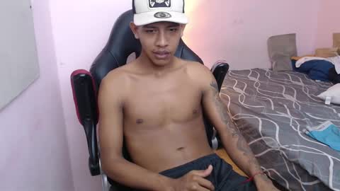 Snapshot of mr_stiven_ chatting on January 13, 1:56 am mr_stiven_ online show from January 13, 1:56 am