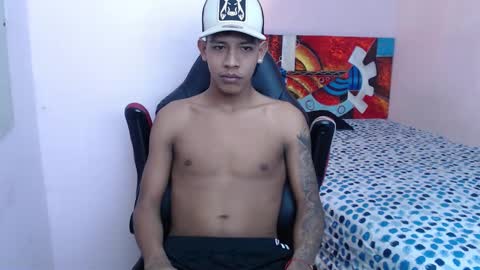 Snapshot of mr_stiven_ chatting on January 15, 3:33 am mr_stiven_ online show from January 15, 3:33 am