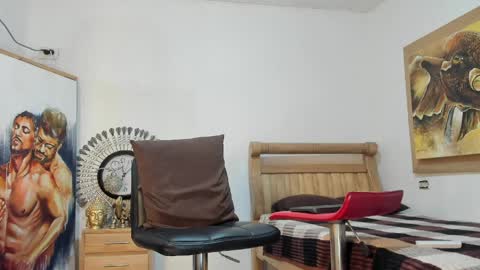 mr_stiven_ online show from April 10, 4:39 am