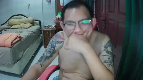 mr_thick89 online show from October 19, 8:15 am