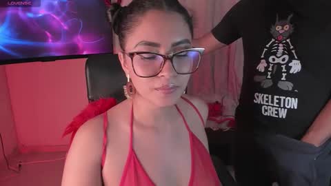 Mr.  Mrs. Smith  online show from September 20, 3:29 am