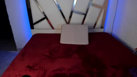 Snapshot of mrandmrssmith139698 chatting on July 29, 1:37 am Mr. Mrs. Smith online show from July 29, 1:37 am