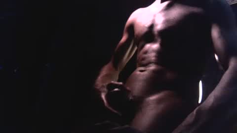 Snapshot of mrbigdiq chatting on December 18, 10:46 pm MrBigDiQ1 online show from December 18, 10:46 pm