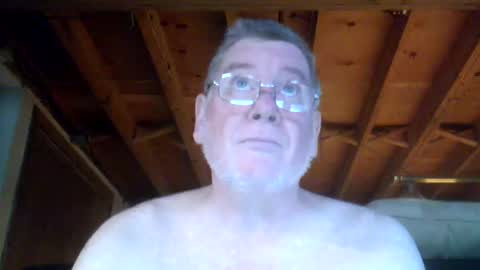 mrblade666 online show from December 8, 1:47 pm