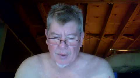 mrblade666 online show from October 5, 1:20 pm