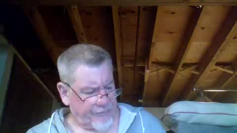 Snapshot of mrblade666 chatting on April 30, 10:03 pm mrblade666 online show from April 30, 10:03 pm