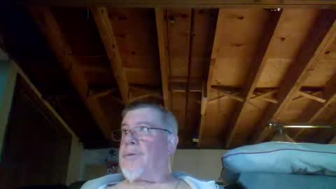 Snapshot of mrblade666 chatting on May 3, 11:16 am mrblade666 online show from May 3, 11:16 am