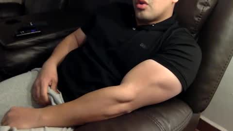 Snapshot of mrbree chatting on February 5, 3:13 am Mr Bree online show from February 5, 3:13 am