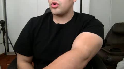 Snapshot of mrbree chatting on March 8, 10:45 pm Mr Bree online show from March 8, 10:45 pm