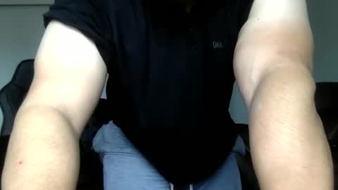 Snapshot of mrbree chatting on September 19, 5:35 pm Mr Bree online show from September 19, 5:35 pm