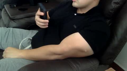 Snapshot of mrbree chatting on October 28, 8:44 pm Mr Bree online show from October 28, 8:44 pm