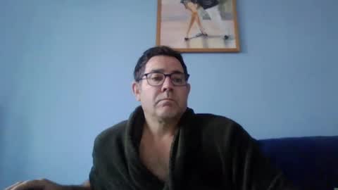 Snapshot of mrcaruso chatting on December 2, 7:58 am Mrcaruso online show from December 2, 7:58 am