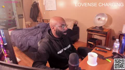 Chuck Daily online show from December 5, 5:15 am