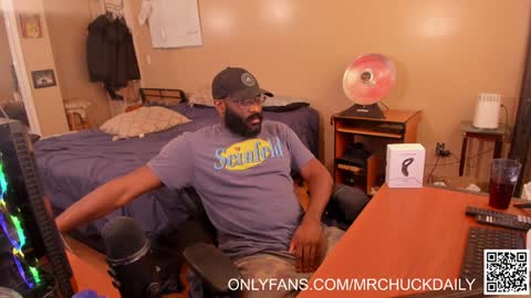 Chuck Daily online show from December 15, 1:32 pm