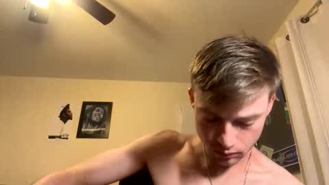 Snapshot of mrcoolguy68 chatting on March 24, 12:10 pm mrcoolguy68 online show from March 24, 12:10 pm