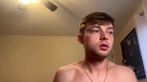 Snapshot of mrcoolguy68 chatting on April 7, 2:50 pm mrcoolguy68 online show from April 7, 2:50 pm