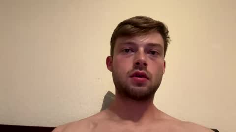 Snapshot of mrcoolguy68 chatting on May 18, 11:21 pm mrcoolguy68 online show from May 18, 11:21 pm