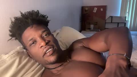 Snapshot of mrdaddyblackni9e chatting on October 7, 3:31 pm Daddy Nine online show from October 7, 3:31 pm