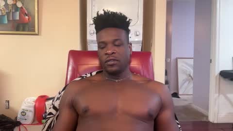 Snapshot of mrdaddyblackni9e chatting on November 13, 12:48 pm Daddy Nine online show from November 13, 12:48 pm