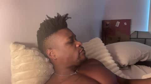 Snapshot of mrdaddyblackni9e chatting on November 14, 1:10 pm Daddy Nine online show from November 14, 1:10 pm