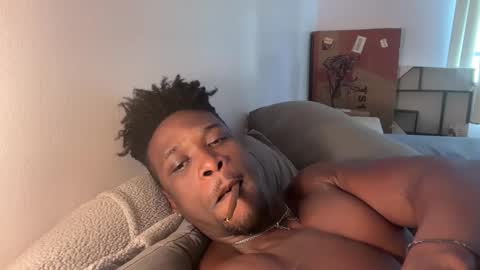 Snapshot of mrdaddyblackni9e chatting on December 1, 2:00 pm Daddy Nine online show from December 1, 2:00 pm