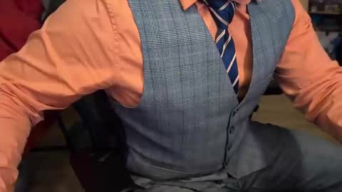 Snapshot of mrdelapampa chatting on November 16, 1:55 am mrdelapampa online show from November 16, 1:55 am