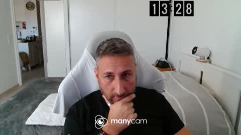 mrdr0o0o online show from November 7, 12:27 pm