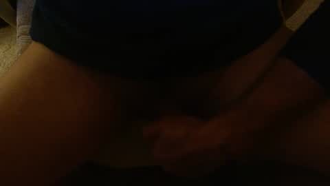 Snapshot of mre11118957 chatting on December 16, 2:16 am Mr-E online show from December 16, 2:16 am