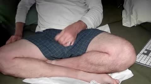 mrericsmith  email hidnnn online show from April 29, 9:57 am