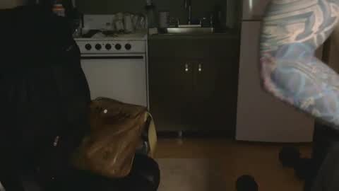 IwantU2WatchME online show from April 27, 9:18 am