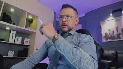 MrFrank. online show from December 15, 1:48 pm