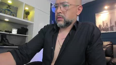 MrFrank. online show from June 26, 2:32 pm