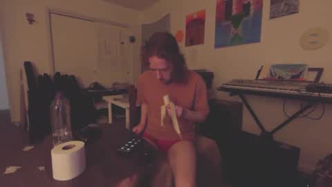 Ian online show from April 7, 5:41 am