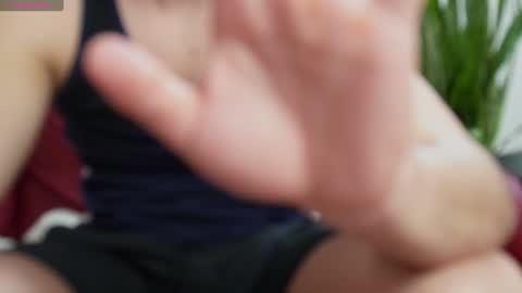 Snapshot of mrgreeneyes01 chatting on January 5, 11:37 am juan luis online show from January 5, 11:37 am