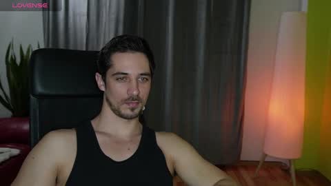 Snapshot of mrgreeneyes01 chatting on January 30, 4:24 pm juan luis online show from January 30, 4:24 pm