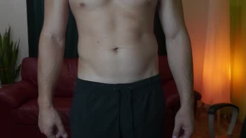 Snapshot of mrgreeneyes01 chatting on September 17, 3:14 pm juan luis online show from September 17, 3:14 pm