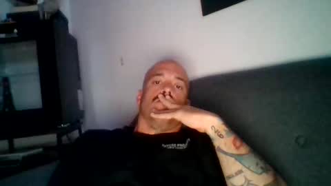 mrhames2020 online show from April 25, 7:44 pm