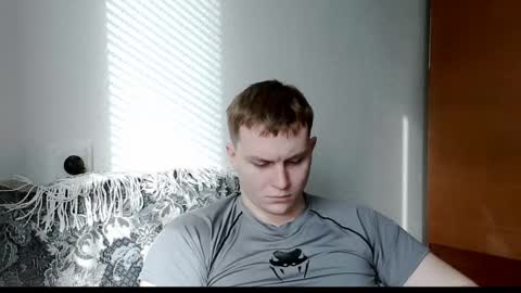 Max online show from February 1, 9:08 am