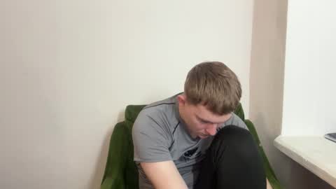 Max online show from February 12, 7:20 pm