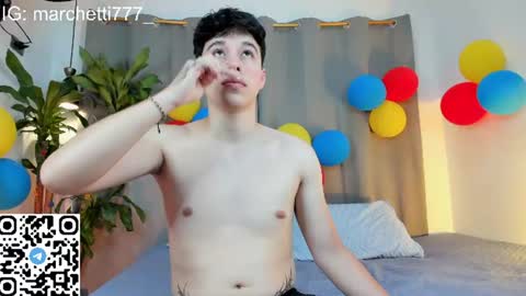 Snapshot of mrhot_night chatting on June 29, 11:05 pm Bastian online show from June 29, 11:05 pm