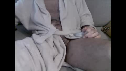 Snapshot of mrjoy2025 chatting on February 11, 9:03 am mrjoy2025 online show from February 11, 9:03 am