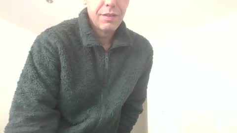 Snapshot of mrjungleman chatting on April 18, 8:18 am mrjungleman online show from April 18, 8:18 am