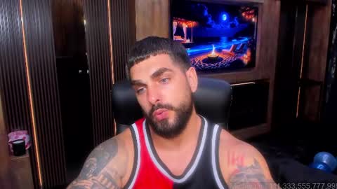 mrkarlhot99 online show from July 1, 7:13 pm