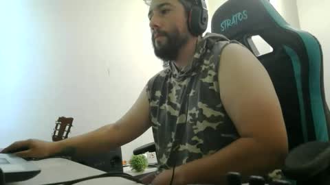 mrlilnice online show from February 7, 10:30 am