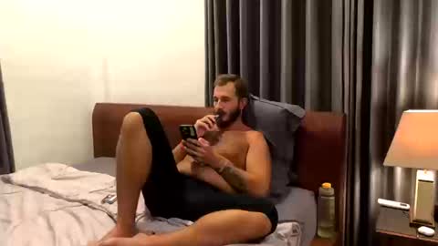 Snapshot of mrmaxiy chatting on March 5, 11:28 am Max online show from March 5, 11:28 am