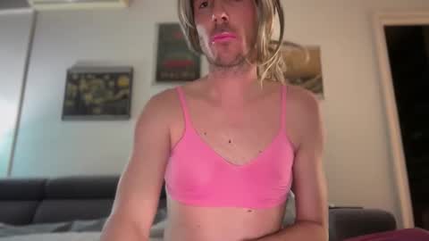 TaleOfLaura online show from March 1, 12:01 am