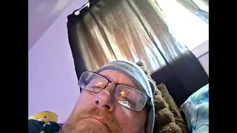 Snapshot of mrnmrsfucks4u chatting on May 4, 10:17 pm mrnmrsfucks4u online show from May 4, 10:17 pm
